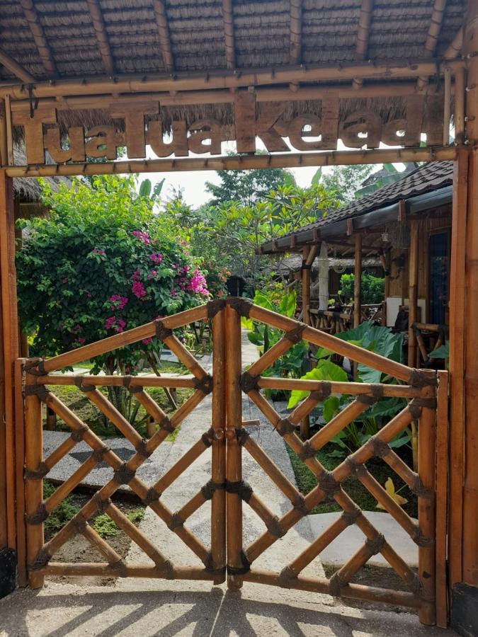 Tua Tua Keladi Bungalows Gili Air Exterior foto